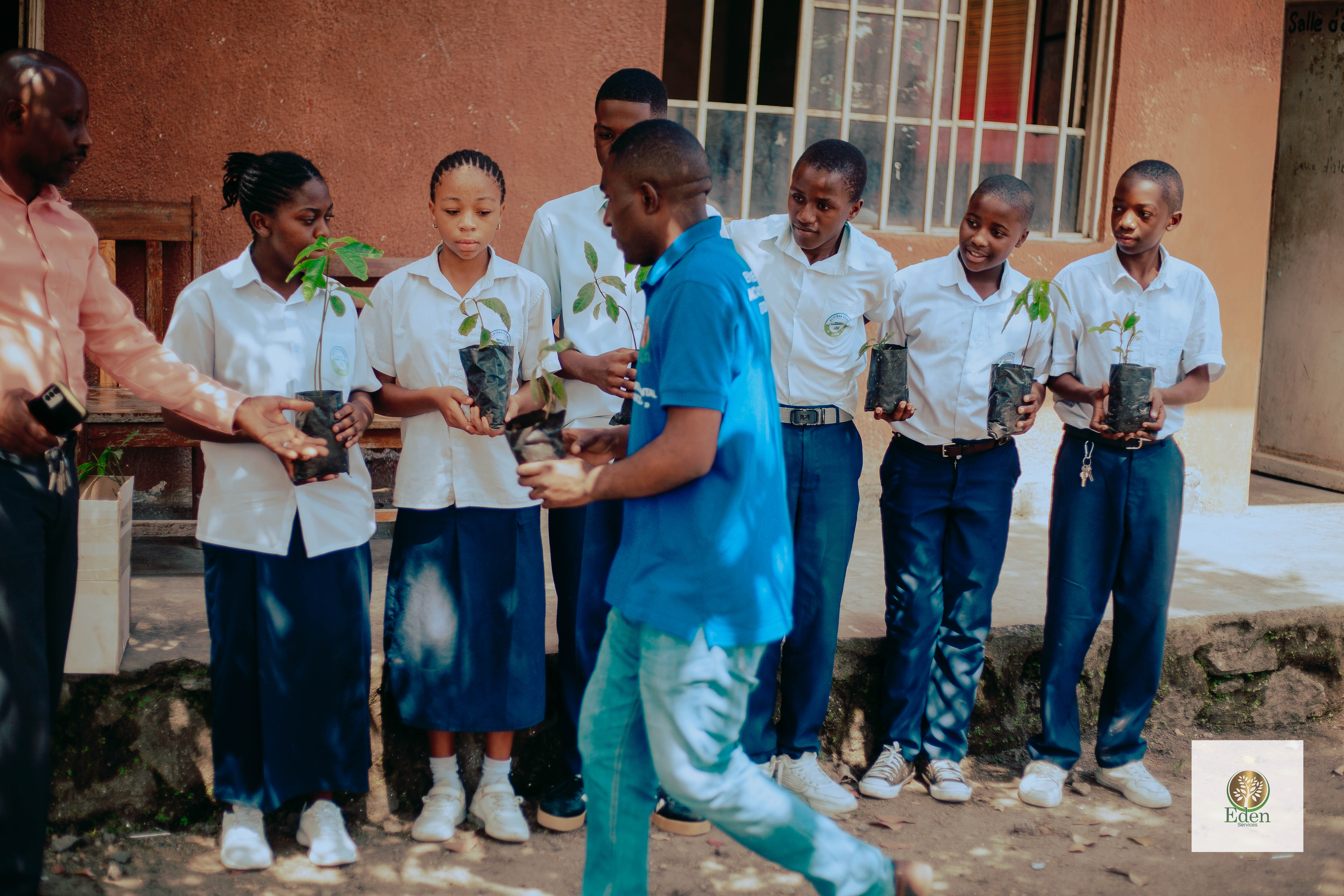 SENSIBILISATION DES ELEVES DE L'INSTITUT MAENDELEO SUR LA JUSTICE CLIMATIQUE